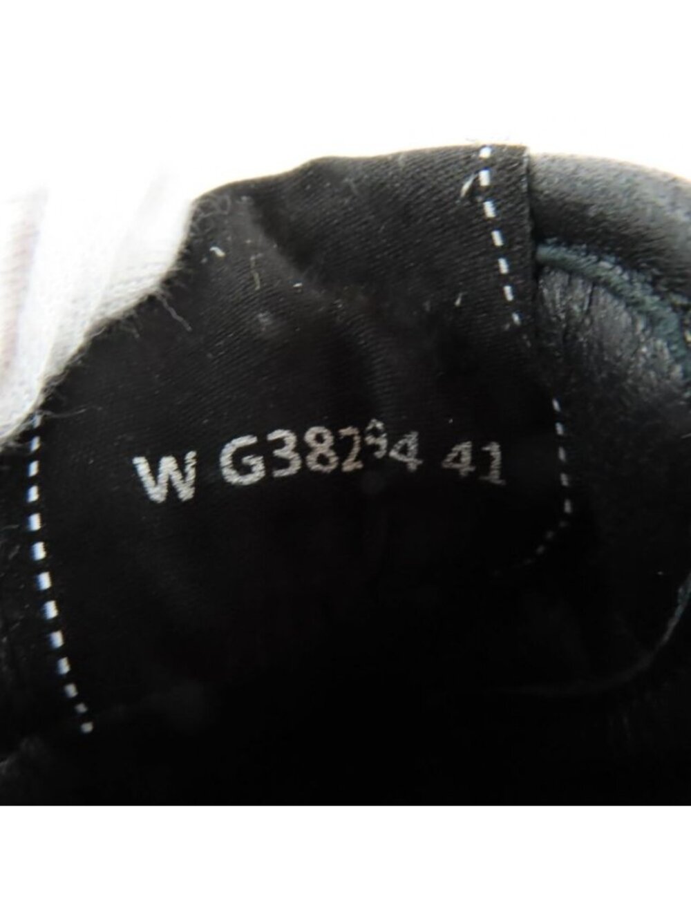 ★SOLD★ Chanel CC Logo Leather Lace Up Mesh Sneakers Off White 41 - Picture 10 of 13